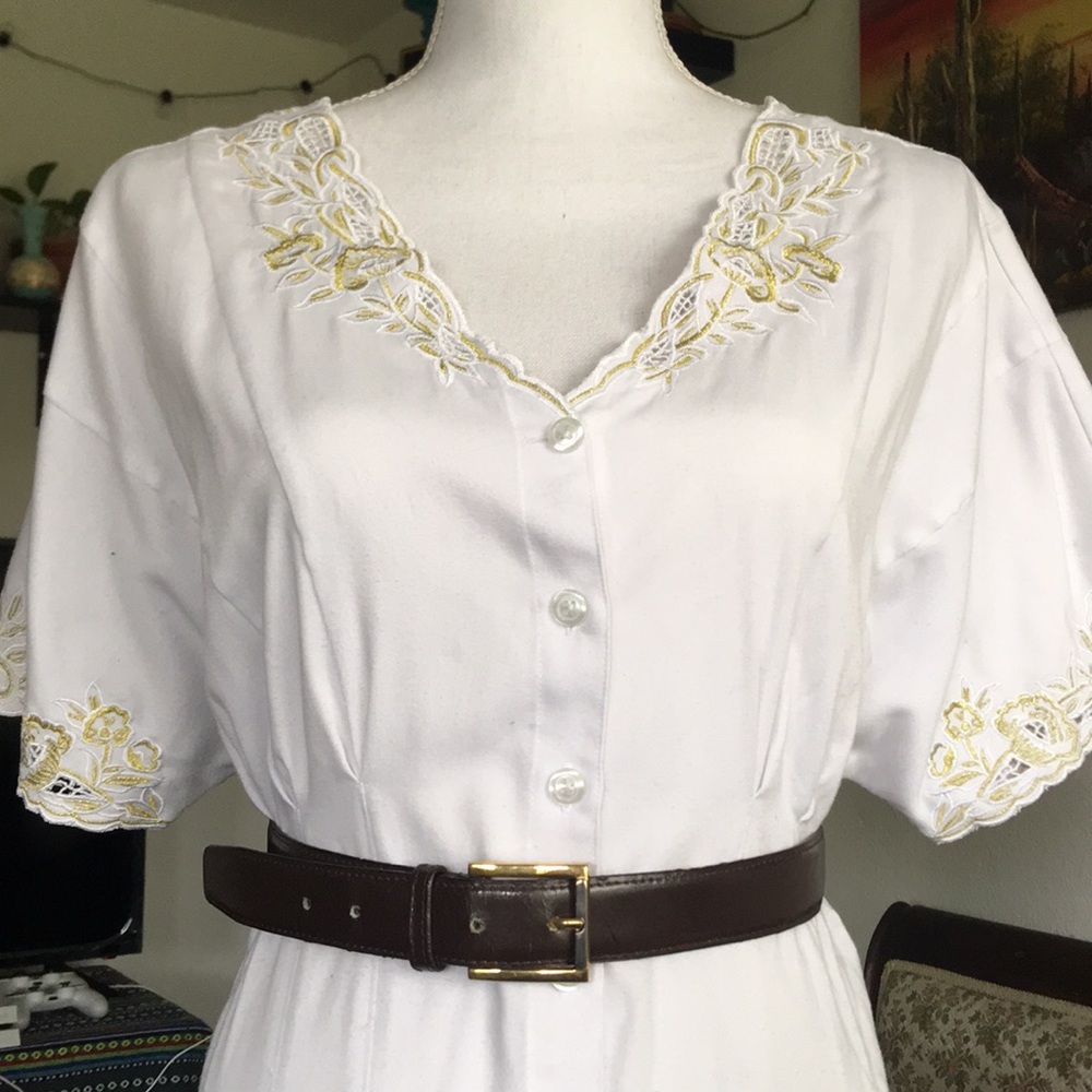 Brown genuine leather w/ gold accent